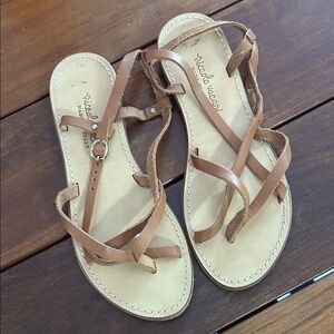 Niccolo Vicari Women's Tan Strappy Sandals NWOT | 9.5